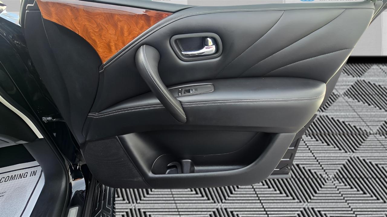 Infiniti QX80 4WD 2017