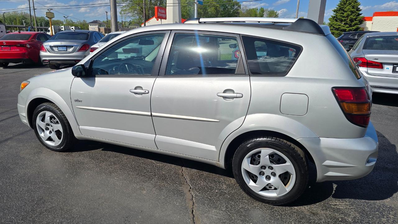 Pontiac Vibe Base 2004