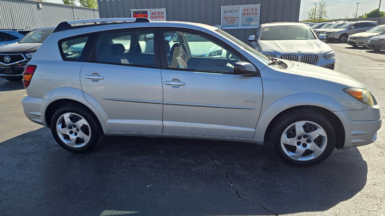 Pontiac Vibe Base 2004