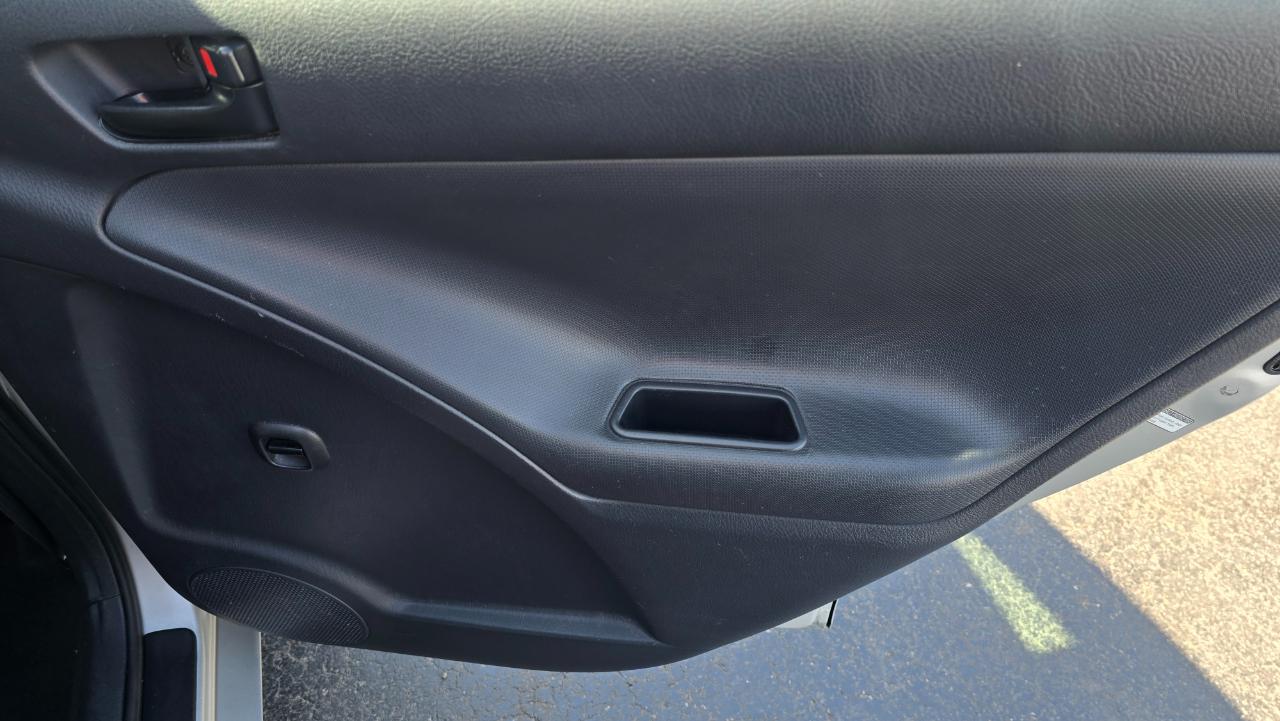 Pontiac Vibe Base 2004