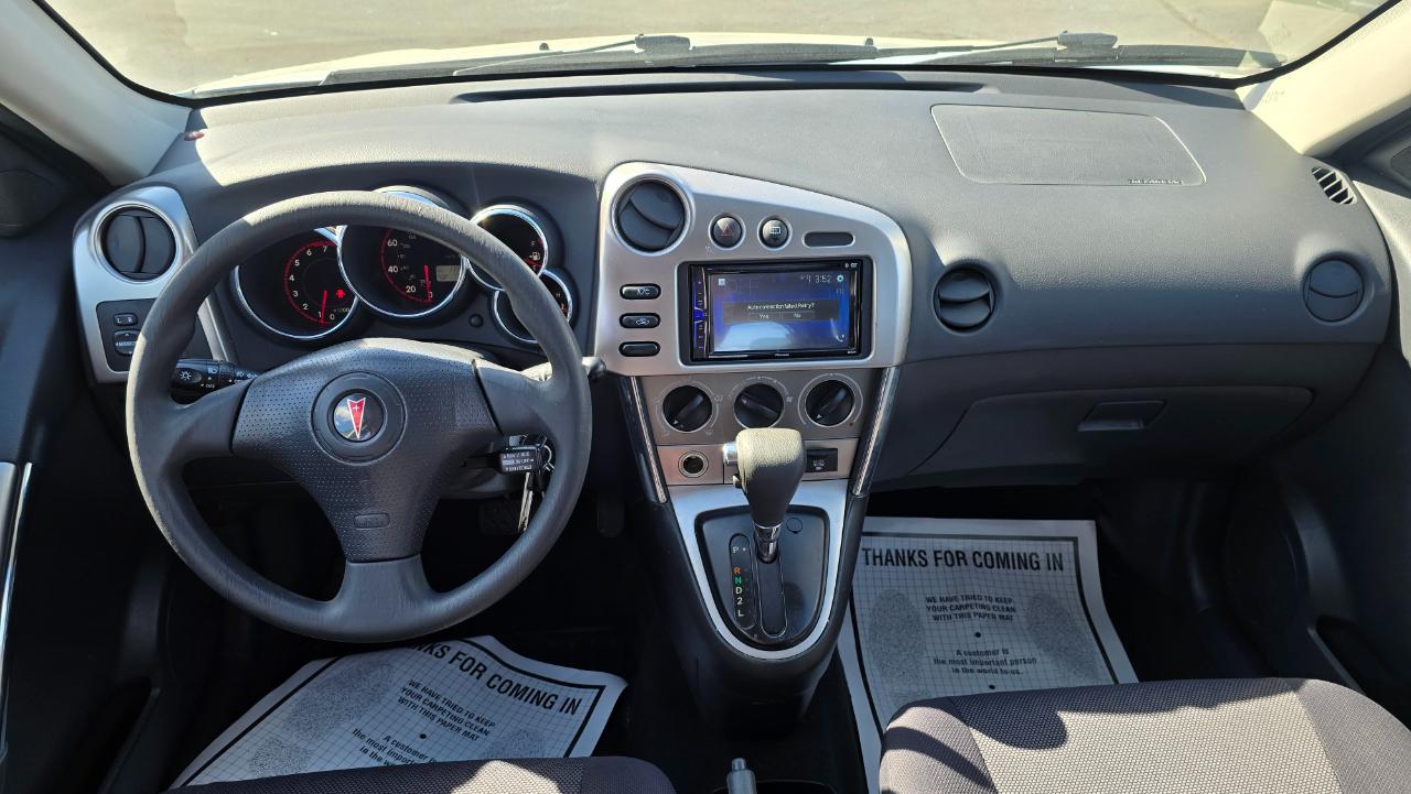 Pontiac Vibe Base 2004