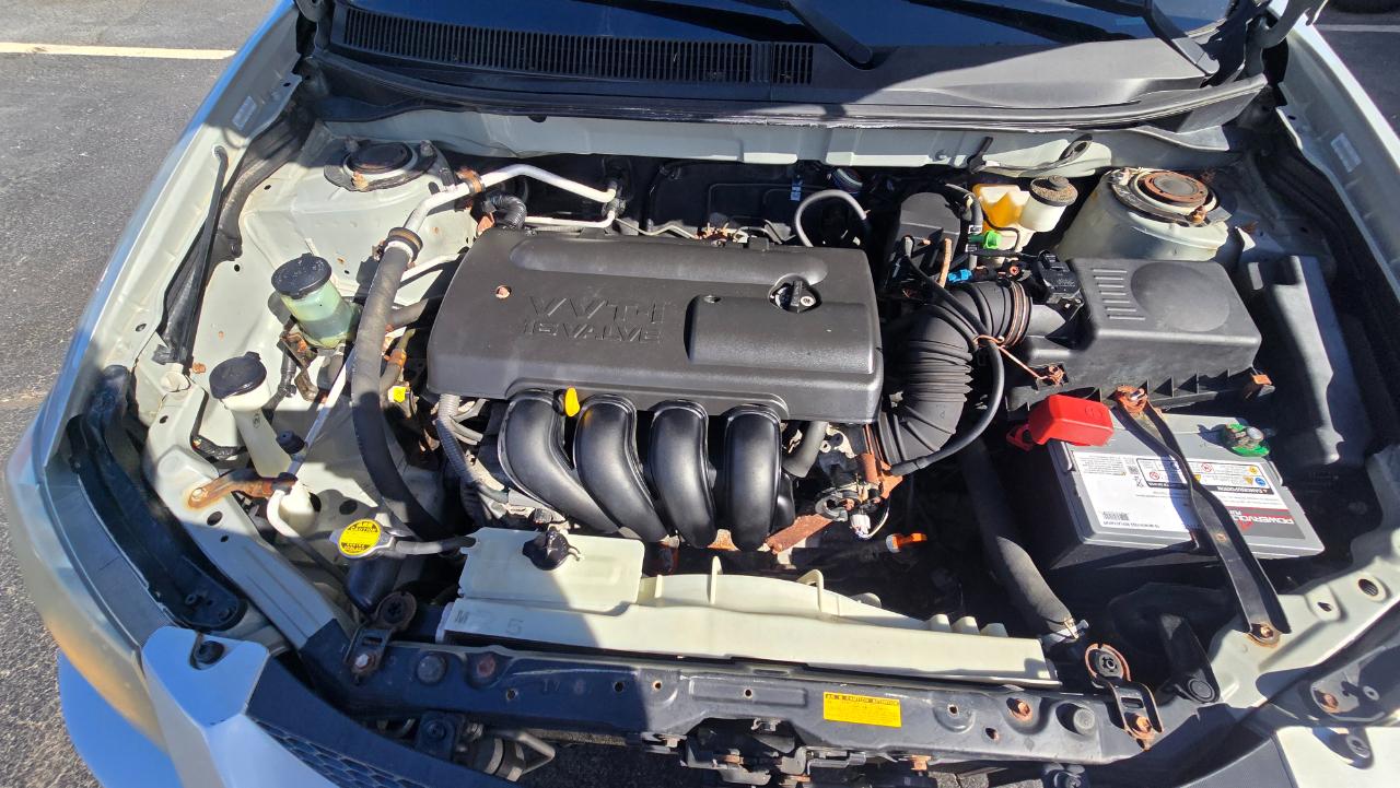 Pontiac Vibe Base 2004