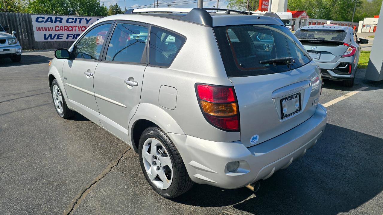Pontiac Vibe Base 2004