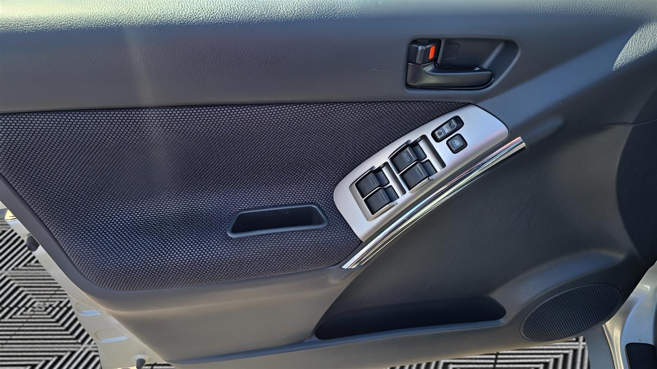 Pontiac Vibe Base 2004