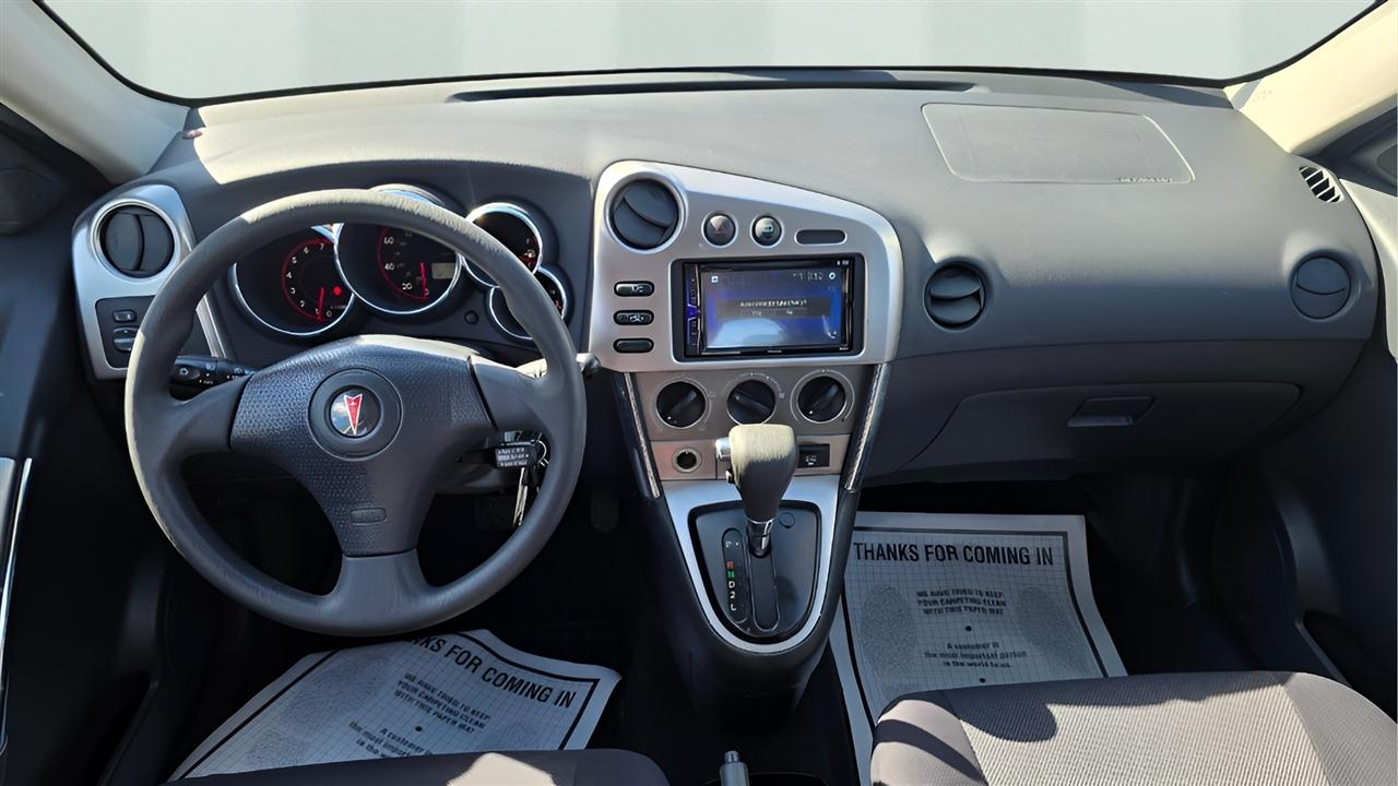 Pontiac Vibe Base 2004