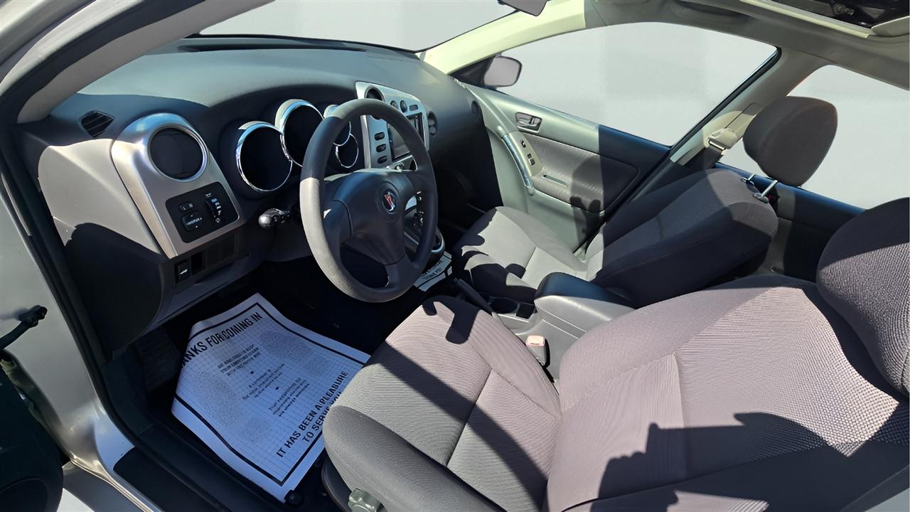 Pontiac Vibe Base 2004