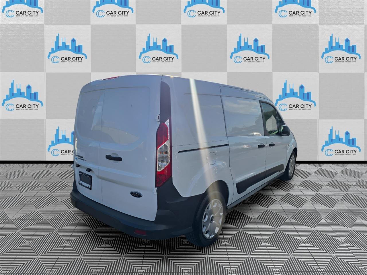 Ford Transit Connect Cargo Van XL LWB w/Rear 180 Degree Door 2018