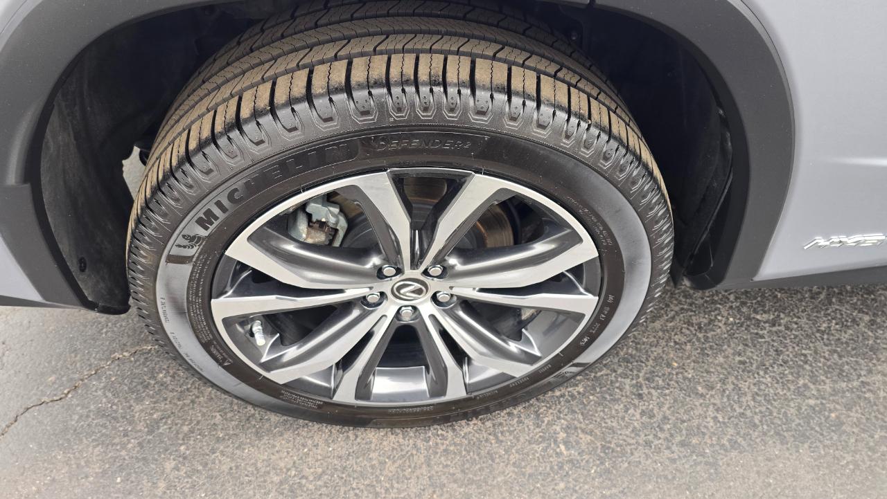 Lexus RX 450hL Base 2022