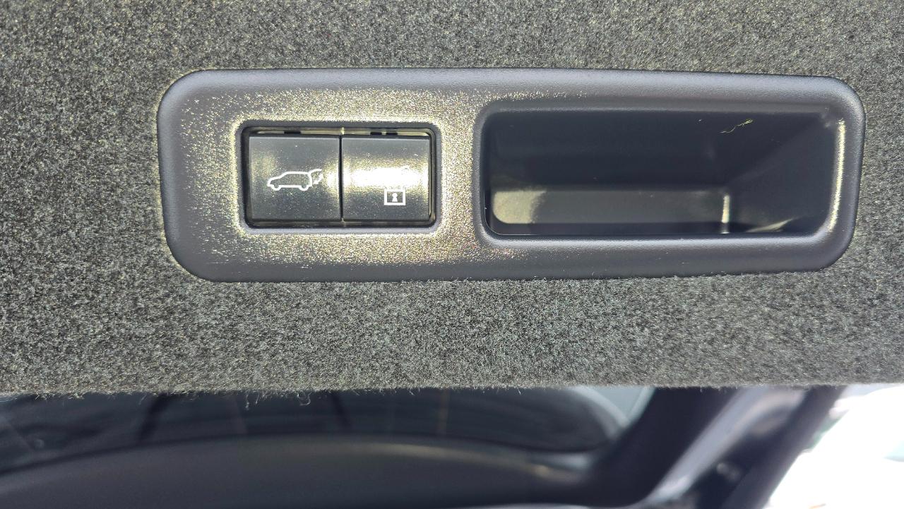 Lexus RX 450hL Base 2022
