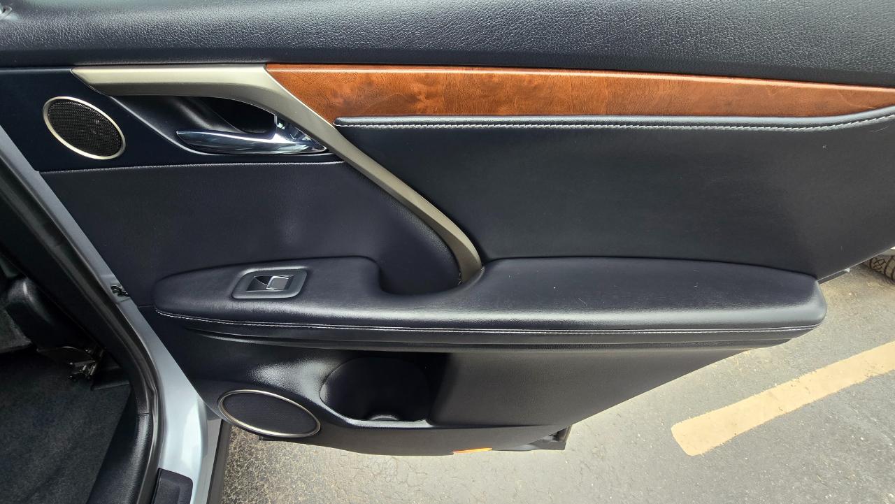 Lexus RX 450hL Base 2022