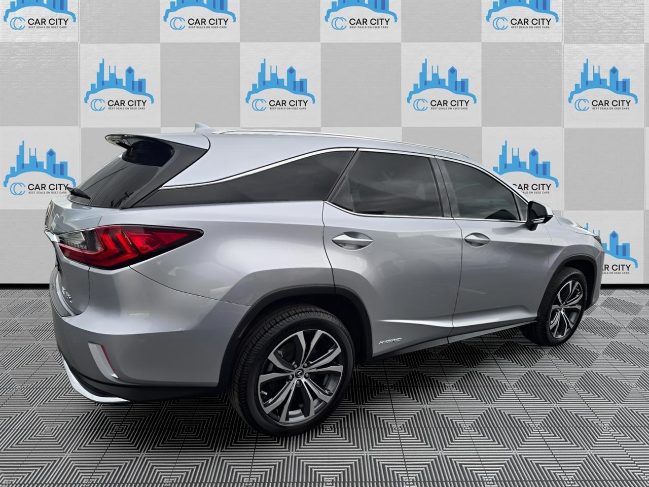 Lexus RX 450hL Luxury 4D SUV AWD 2022