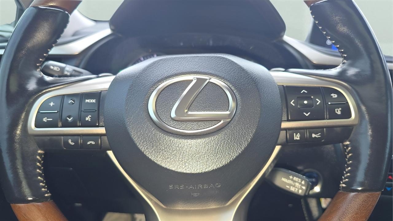 Lexus RX 450hL Luxury 4D SUV AWD 2022