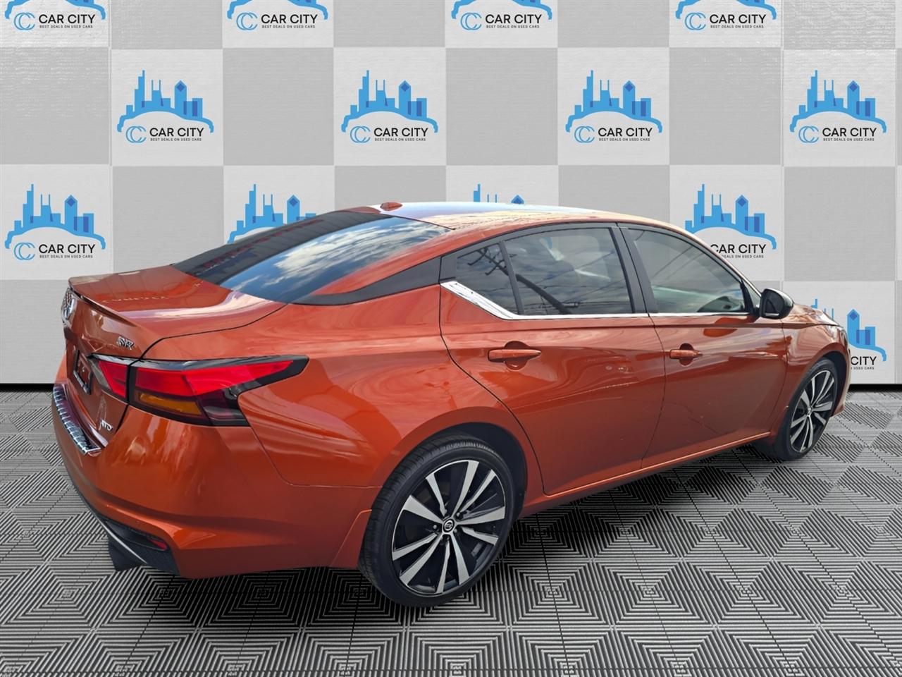 Nissan Altima 2.5 SR AWD 2021