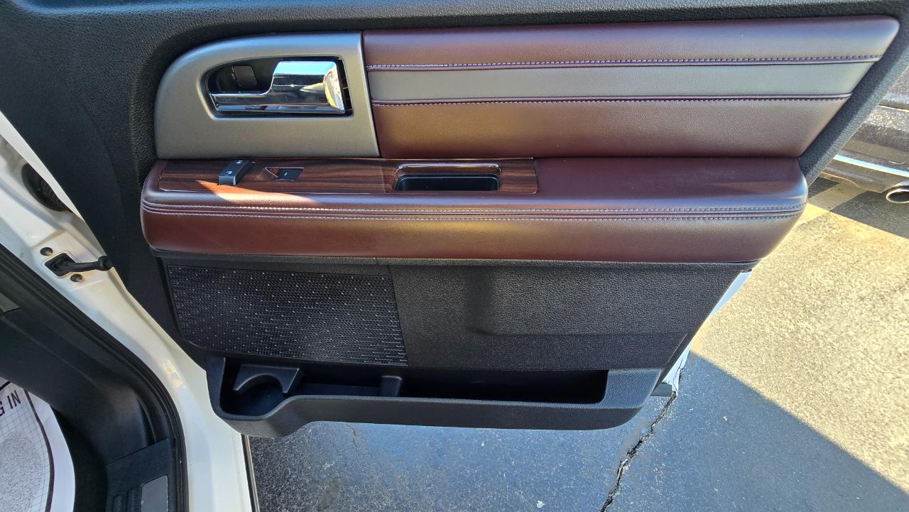 Ford Expedition Platinum 4WD 2016