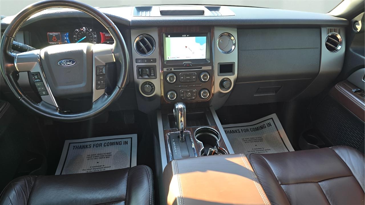 Ford Expedition Platinum 4WD 2016