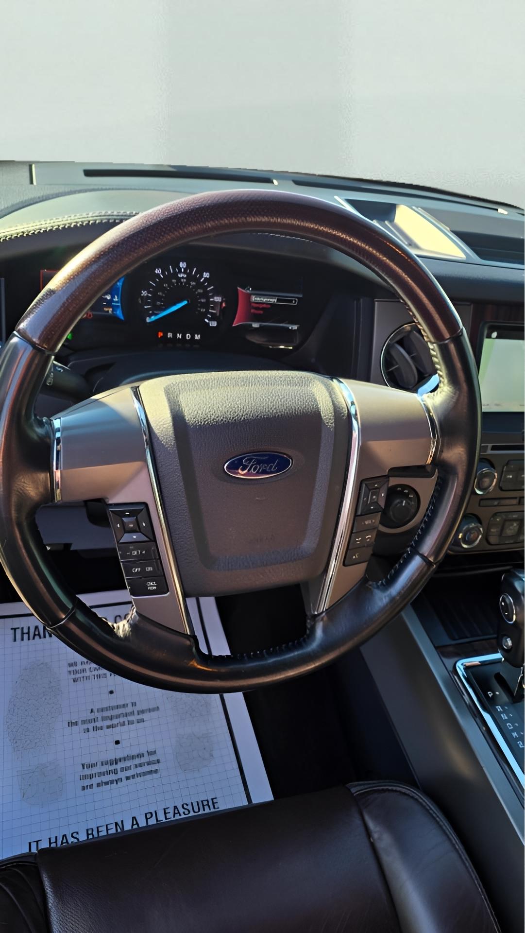 Ford Expedition Platinum 4WD 2016
