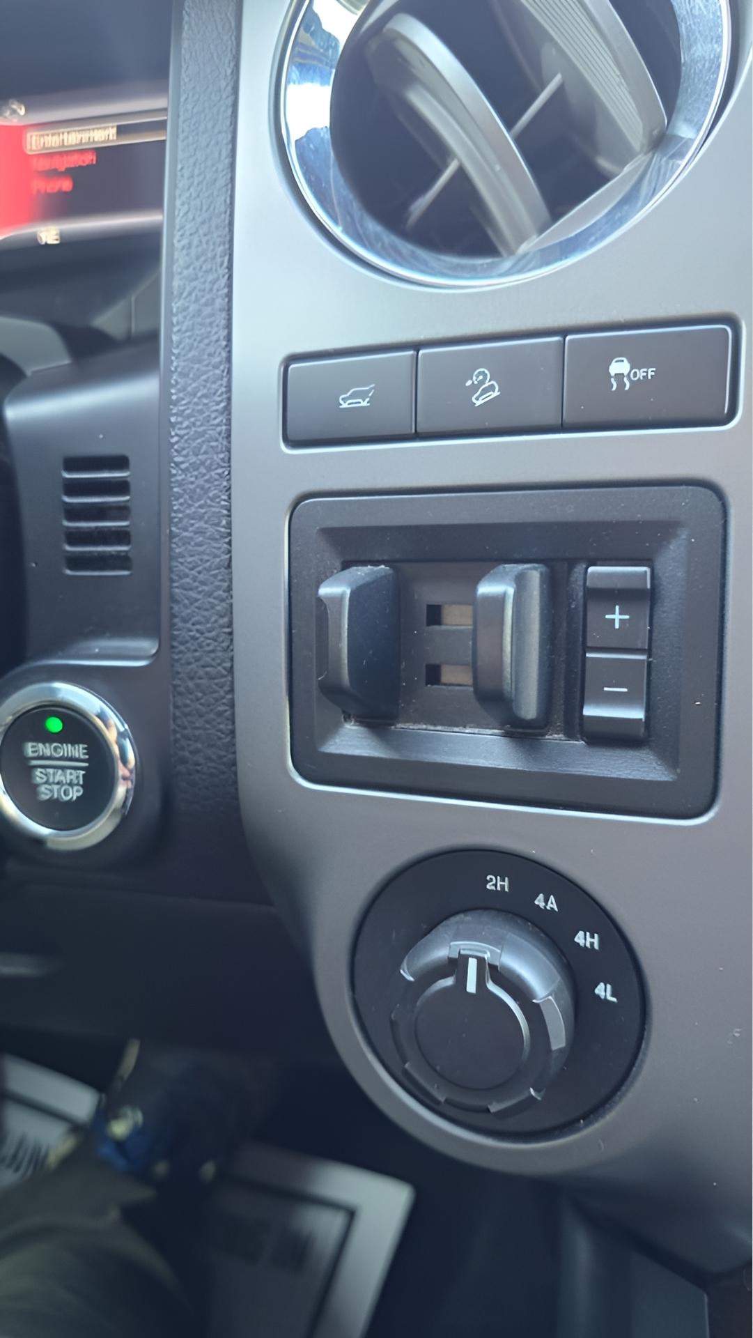 Ford Expedition Platinum 4WD 2016