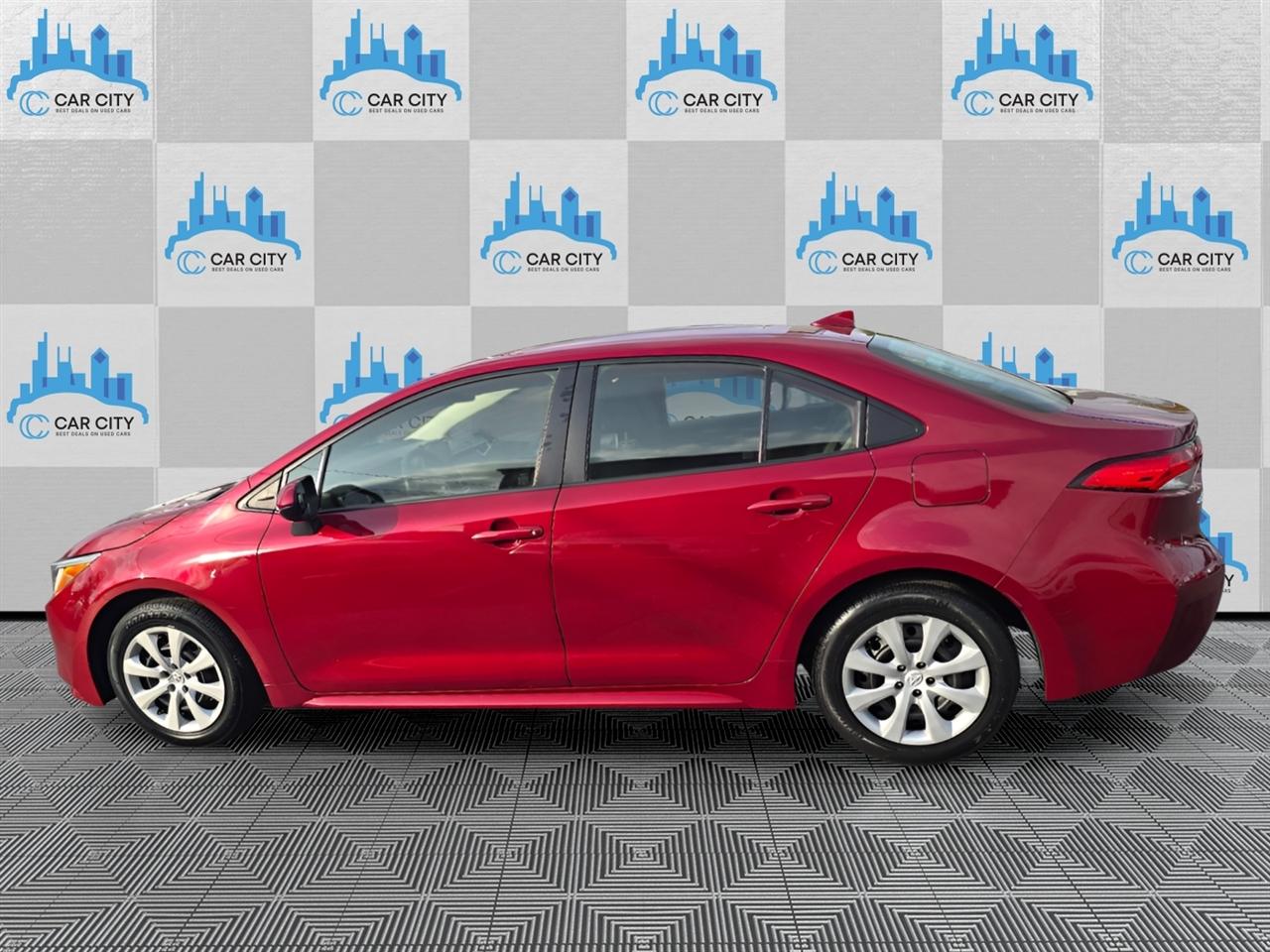 Toyota Corolla LE 2022