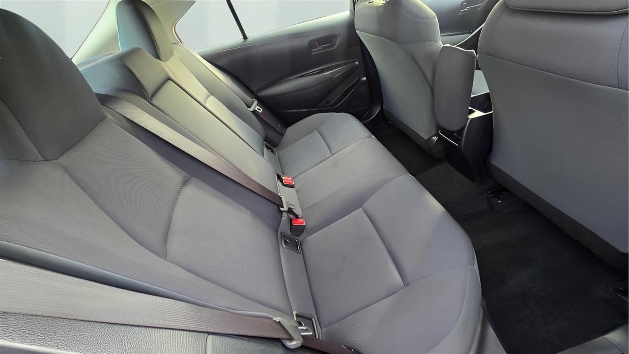 Toyota Corolla LE 2022