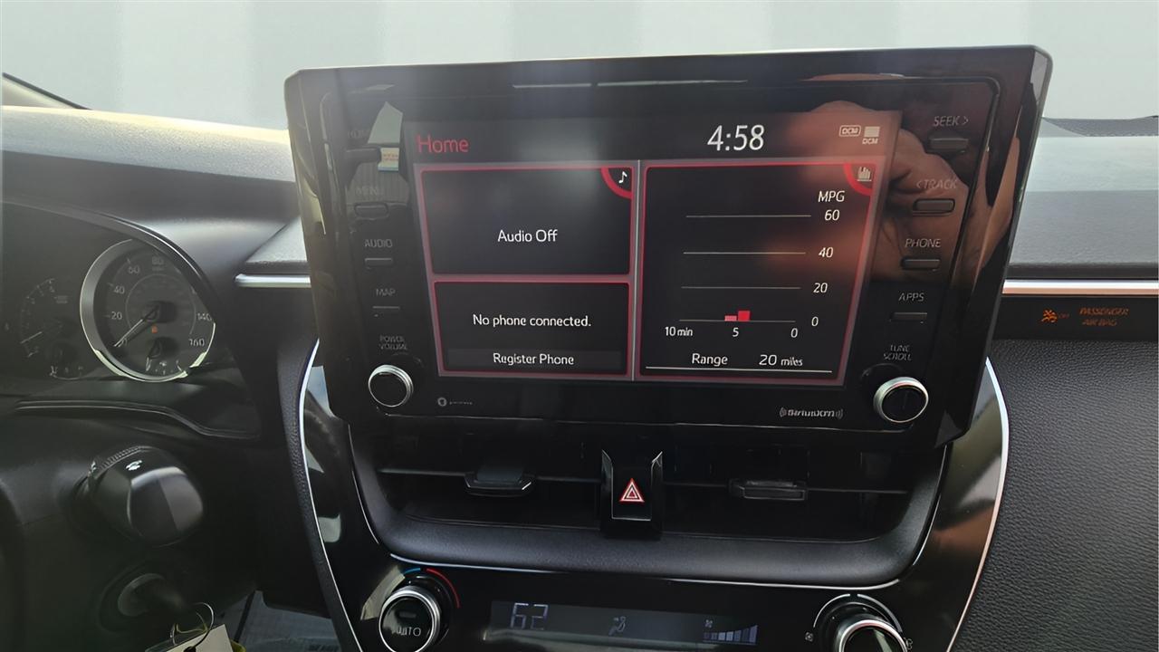 Toyota Corolla LE 2022