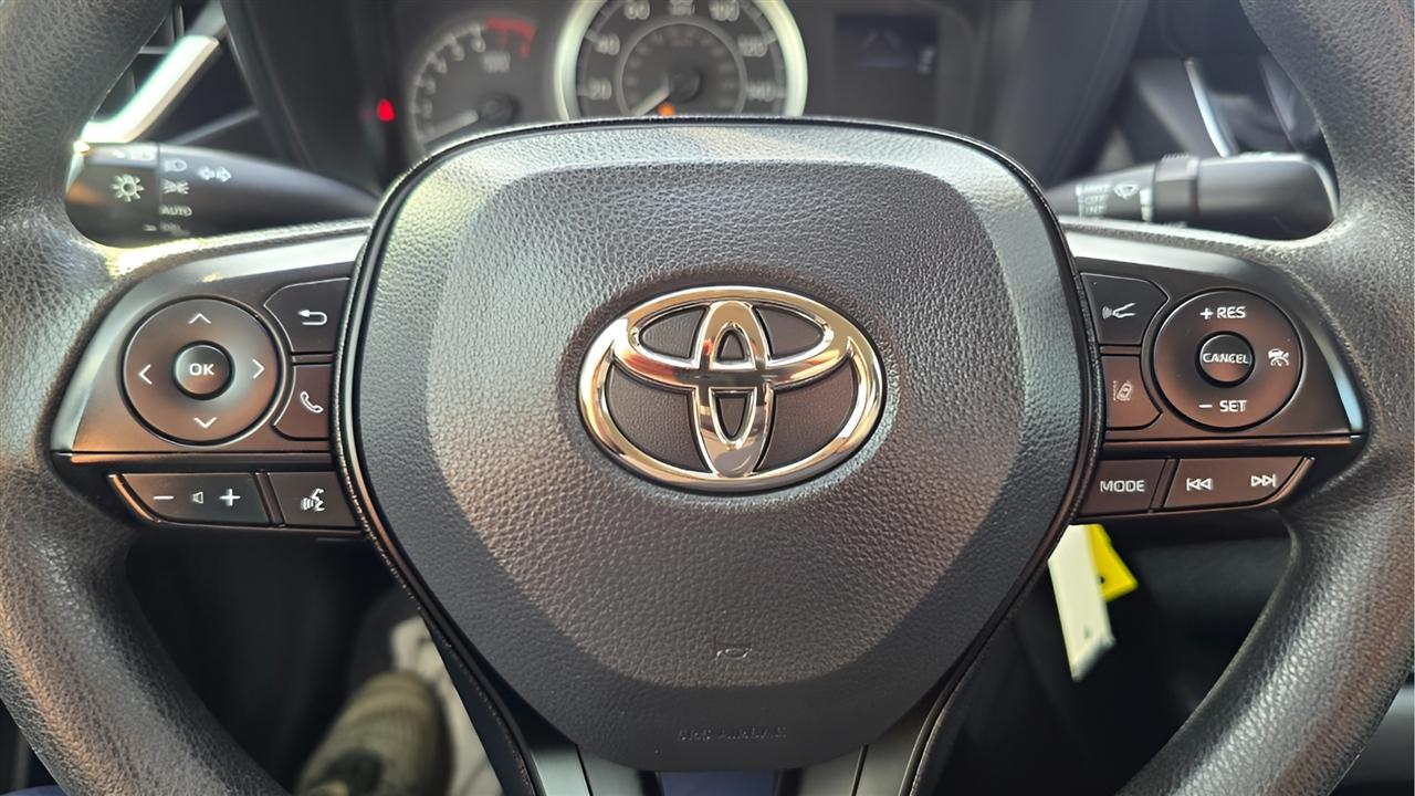 Toyota Corolla LE 2022