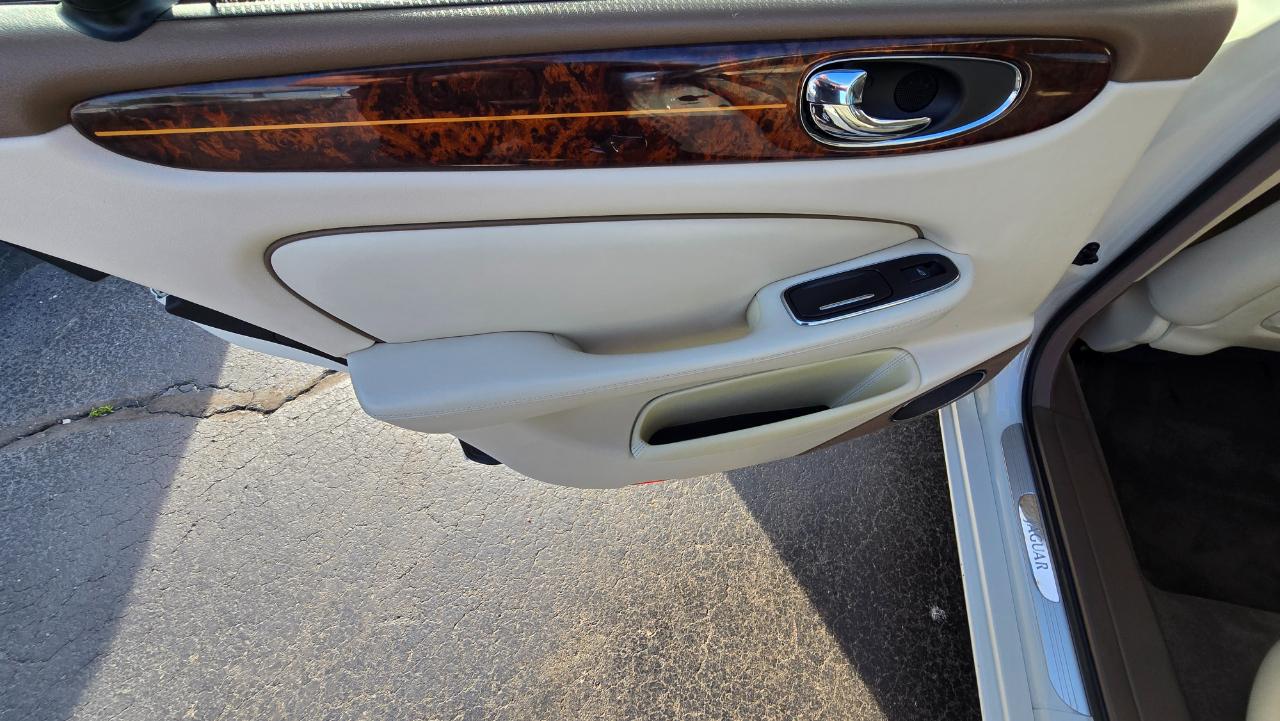 Jaguar XJ-Series Vanden Plas 2008