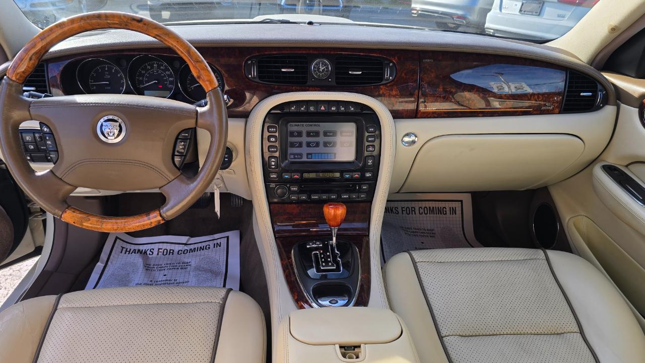 Jaguar XJ-Series Vanden Plas 2008