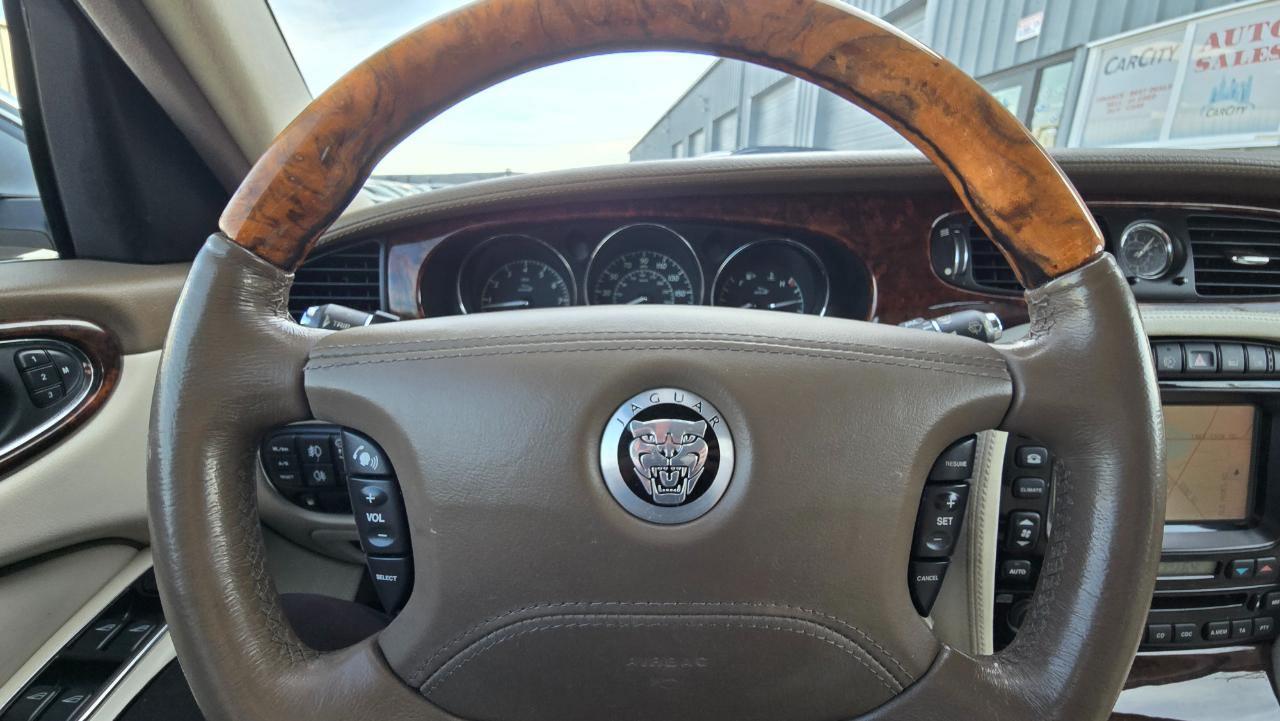 Jaguar XJ-Series Vanden Plas 2008