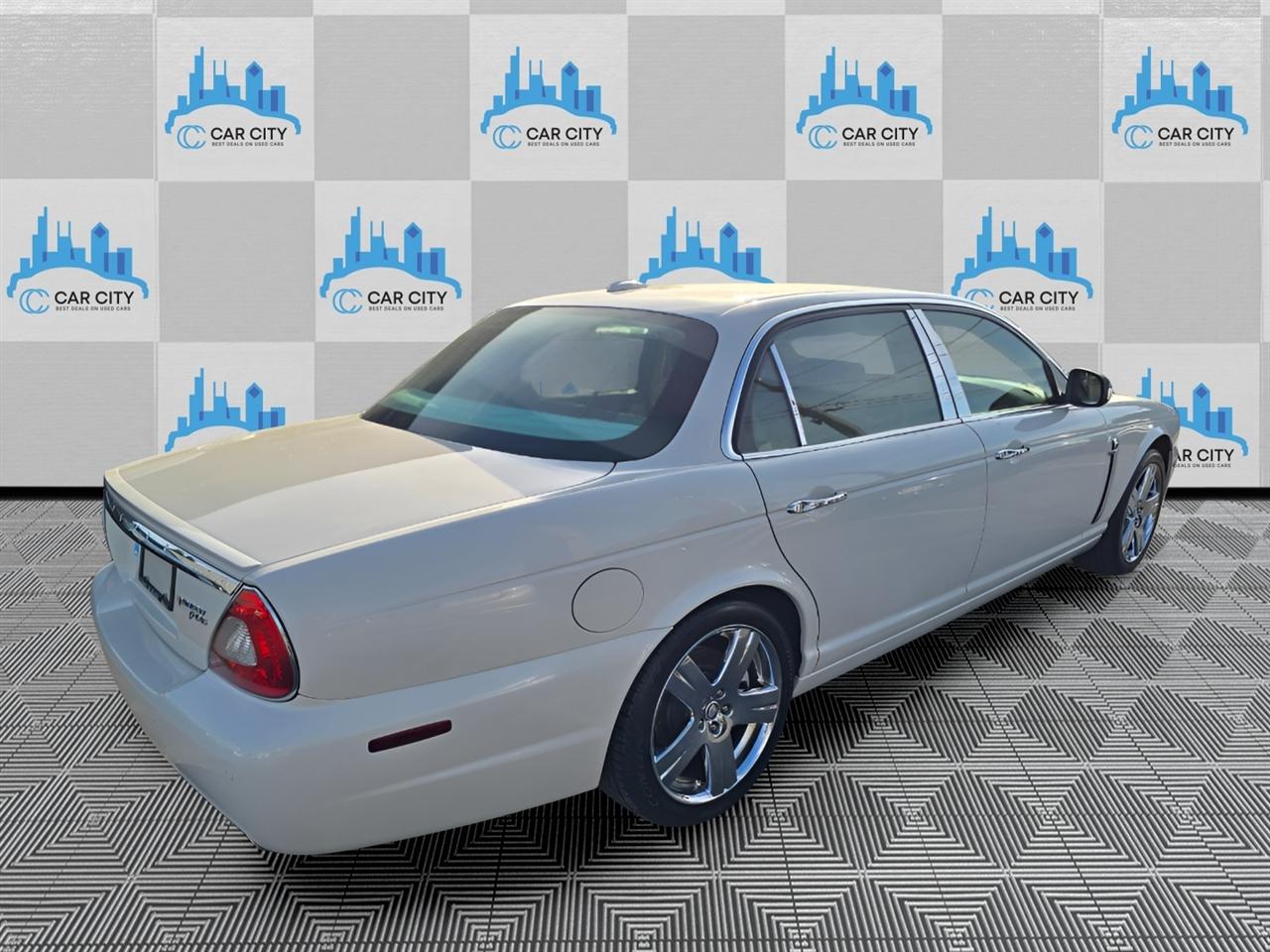 Jaguar XJ-Series Vanden Plas 2008