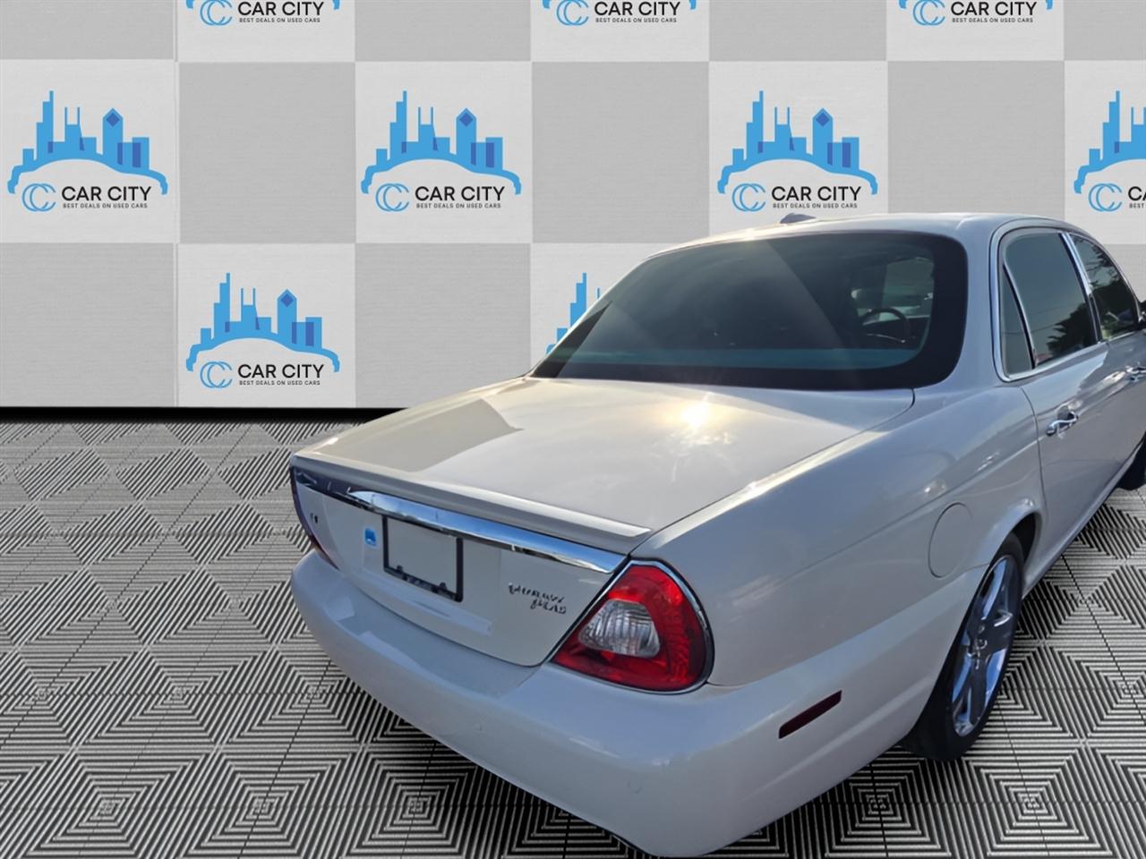 Jaguar XJ-Series Vanden Plas 2008