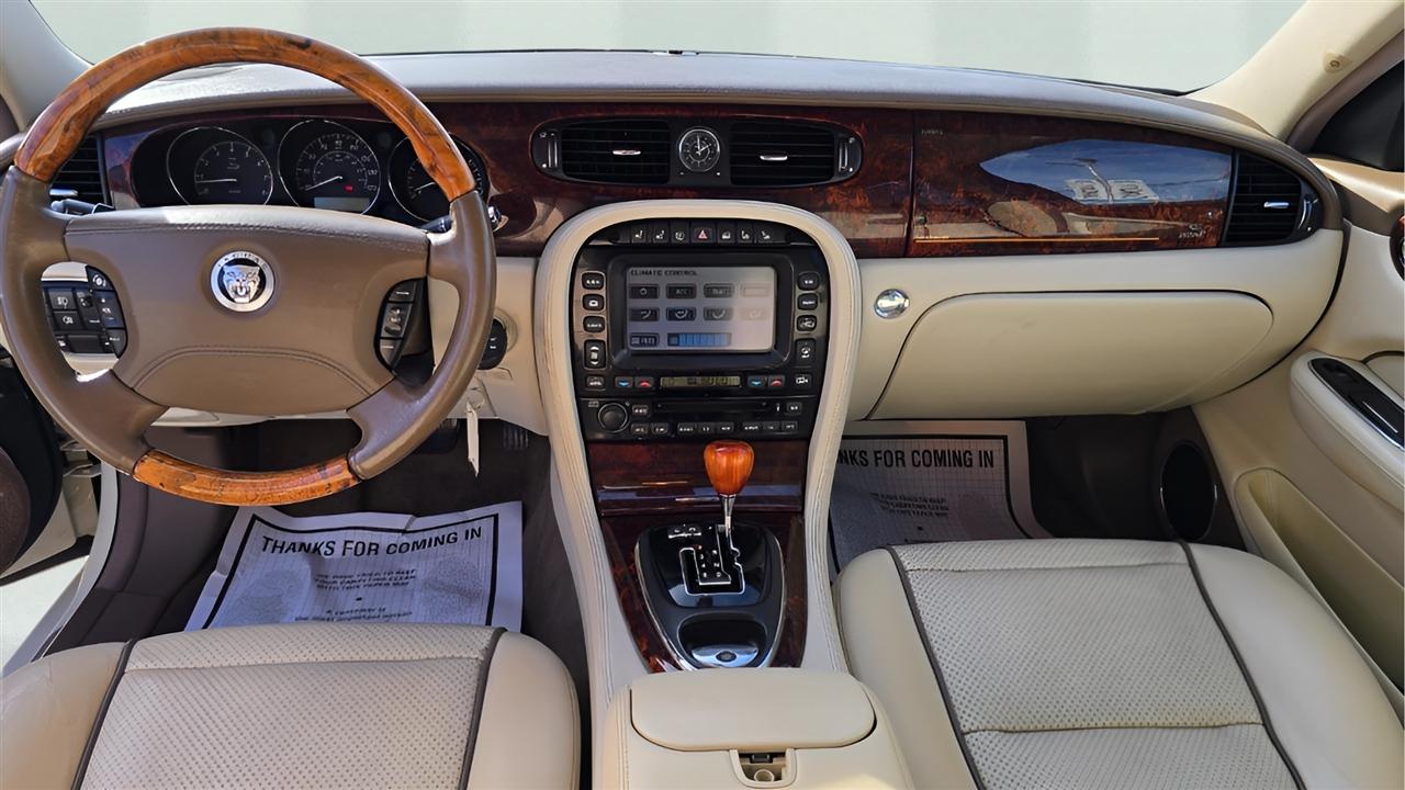 Jaguar XJ-Series Vanden Plas 2008