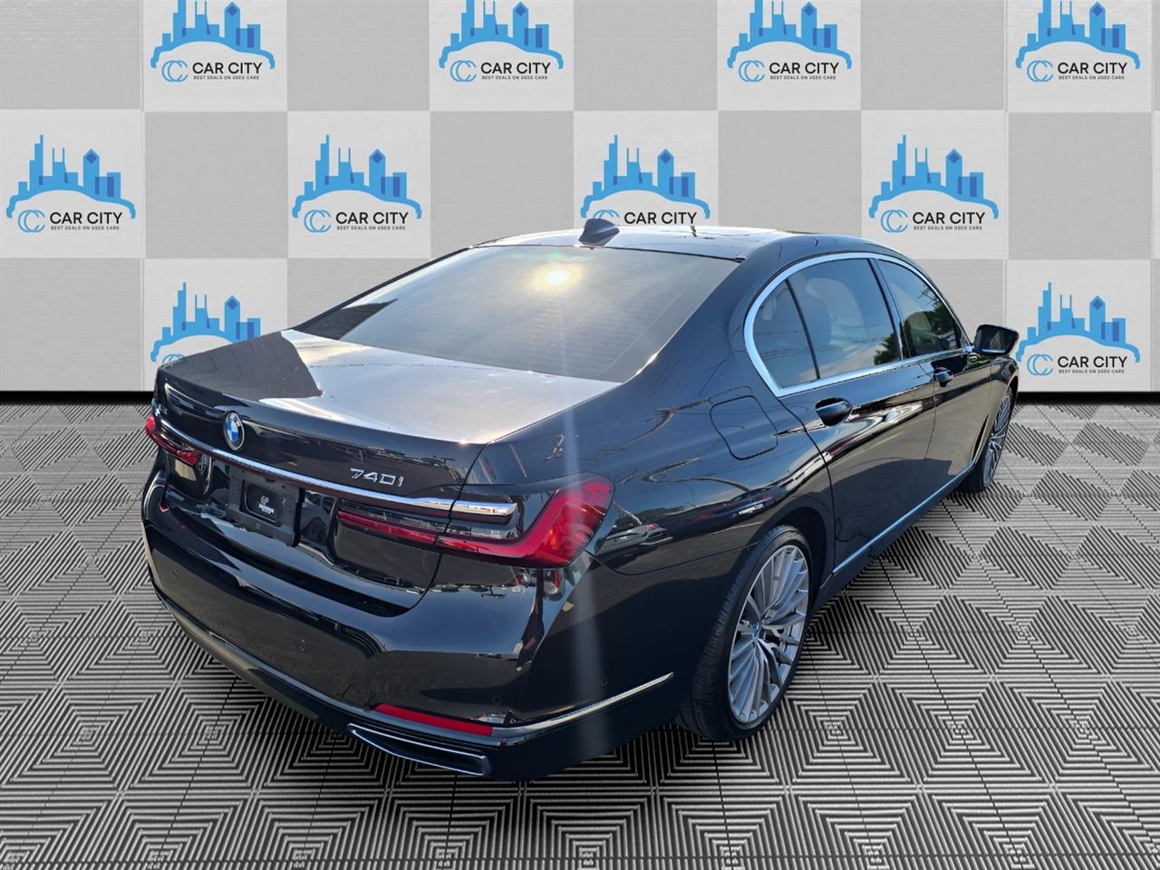 BMW 7-Series 740i xDrive 2022