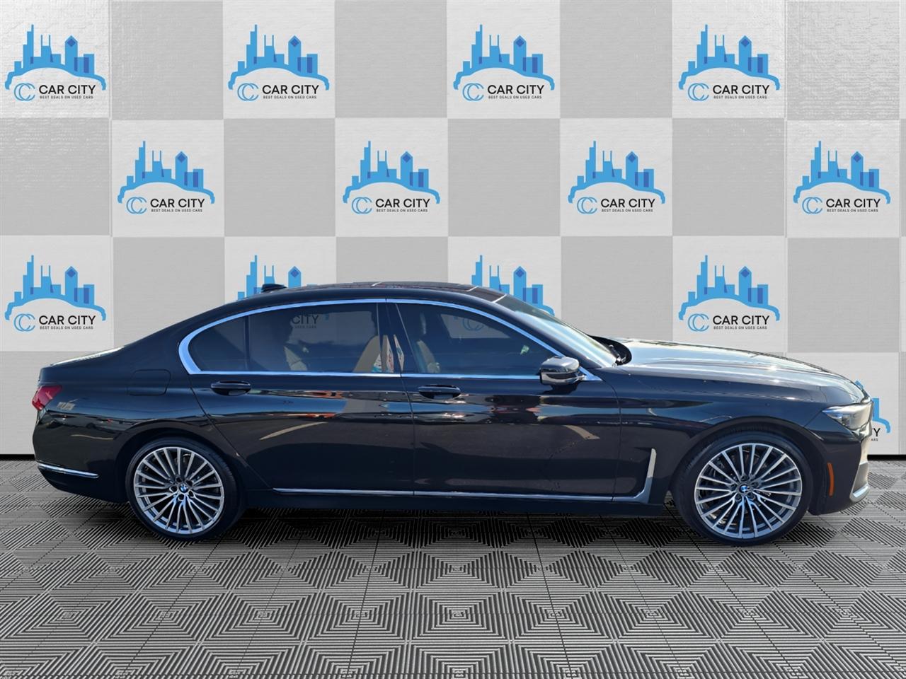BMW 7-Series 740i xDrive 2022