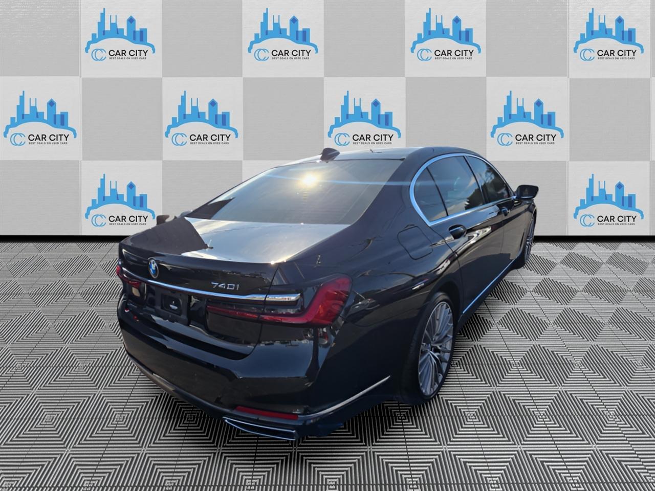 BMW 7-Series 740i xDrive 2022