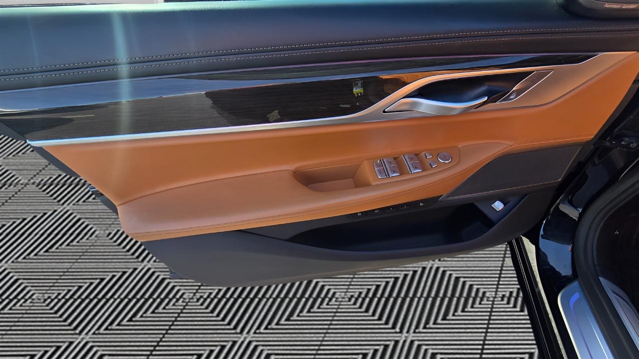 BMW 7-Series 740i xDrive 2022