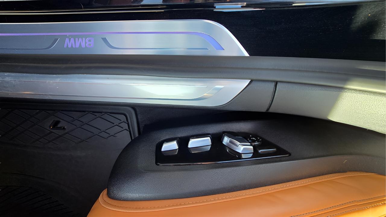 BMW 7-Series 740i xDrive 2022