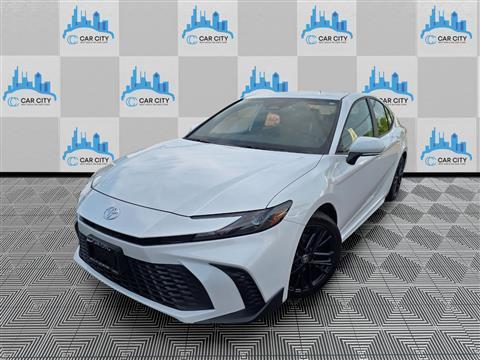 2025 Toyota Camry Hybrid XLE