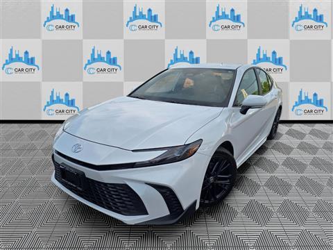 2025 Toyota Camry Hybrid XLE