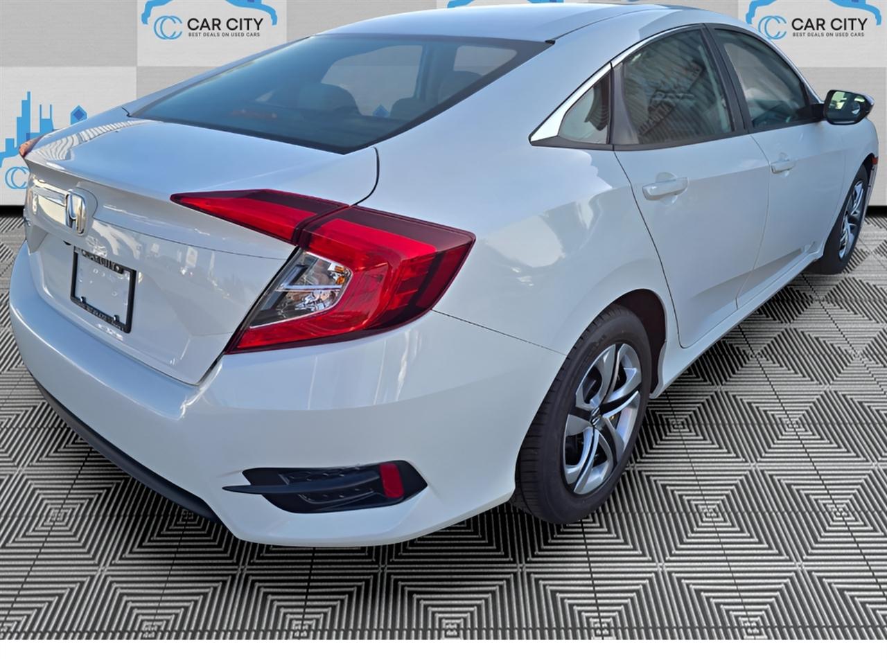 Honda Civic LX Sedan CVT 2018
