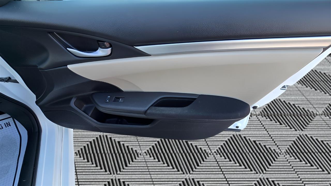 Honda Civic LX Sedan CVT 2018