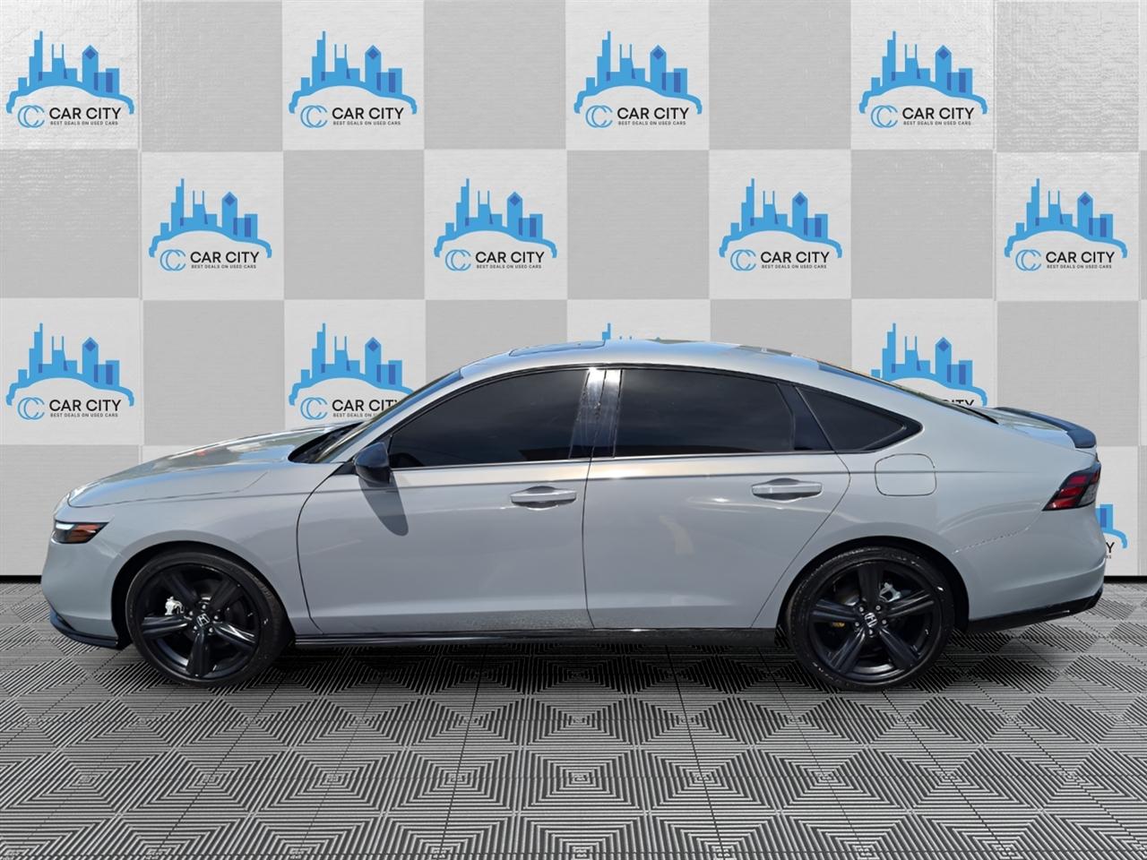 Honda Accord Sport-L Hybrid 2025