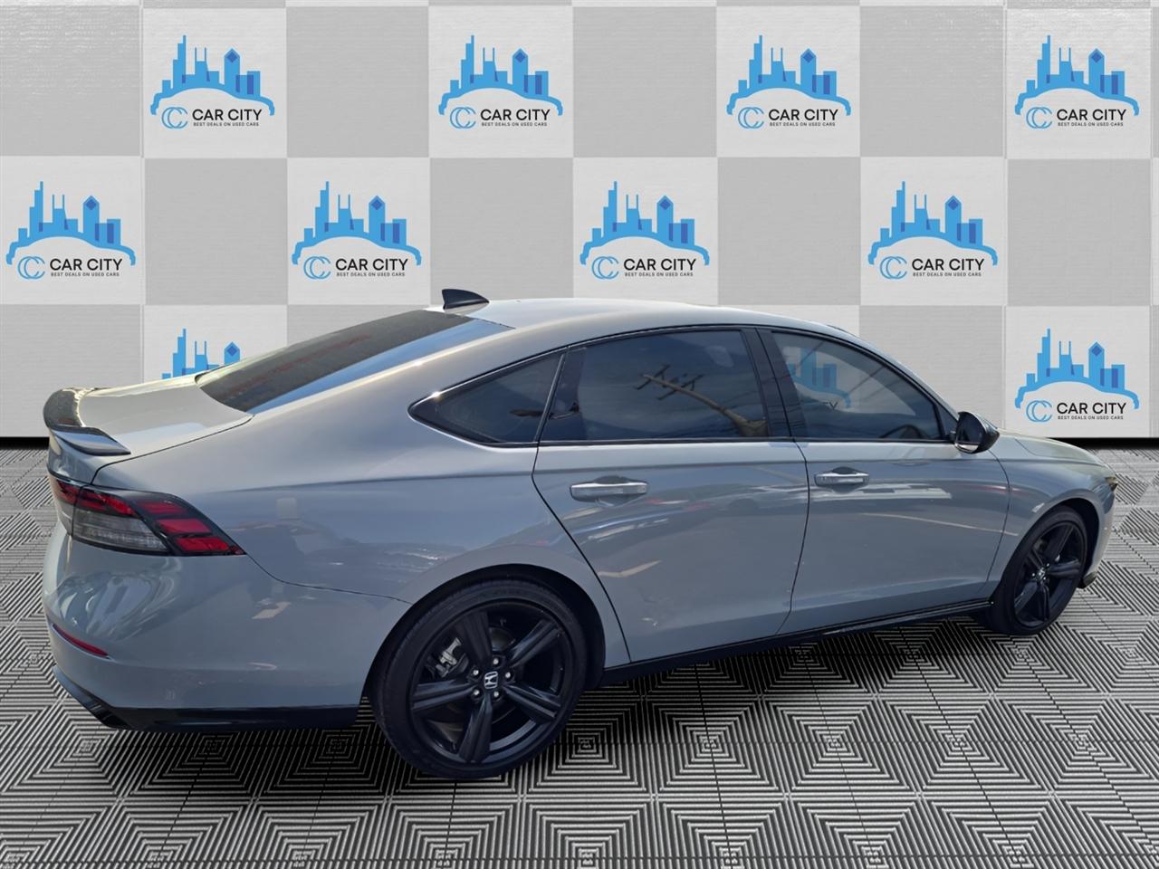 Honda Accord Sport-L Hybrid 2025