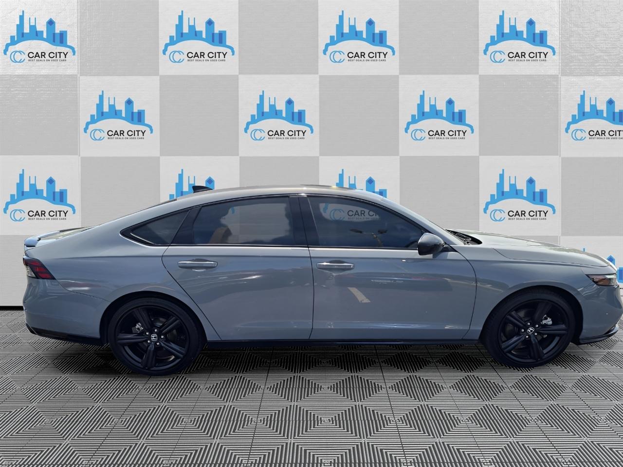 Honda Accord Sport-L Hybrid 2025