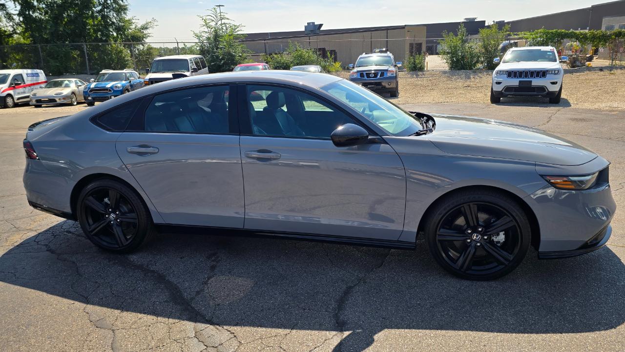 Honda Accord Sport-L Hybrid 2025