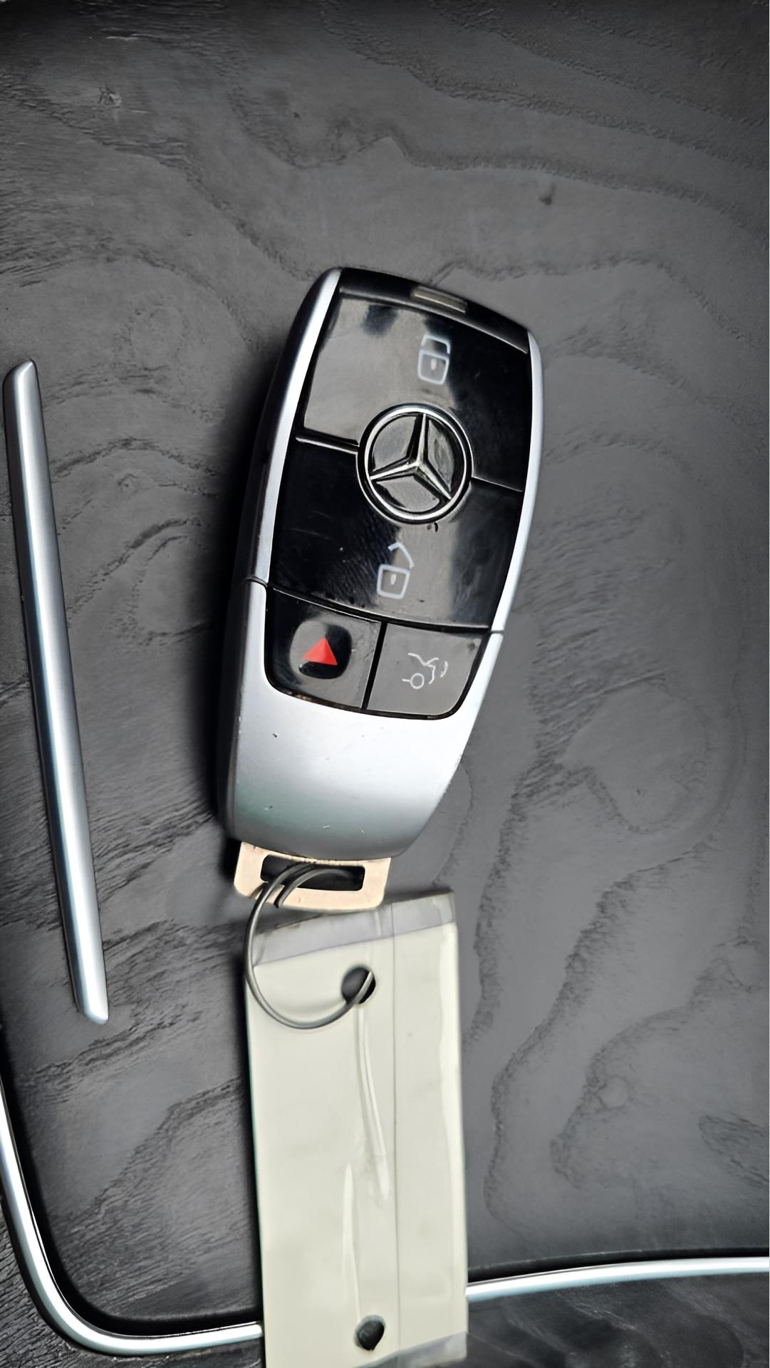Mercedes-Benz E-Class E400 4MATIC 2018