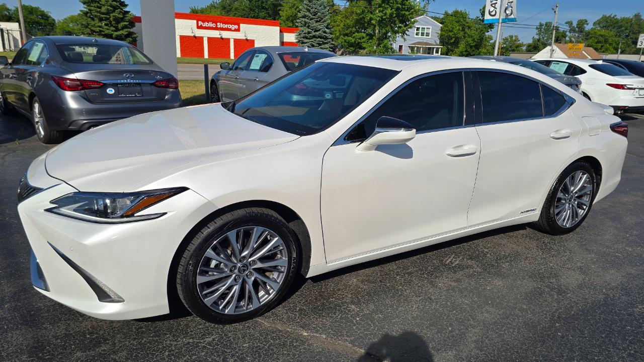 Lexus ES 300h Premium 2020