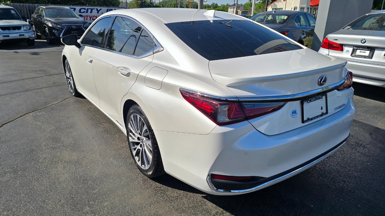 Lexus ES 300h Premium 2020