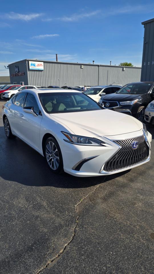 Lexus ES 300h Premium 2020