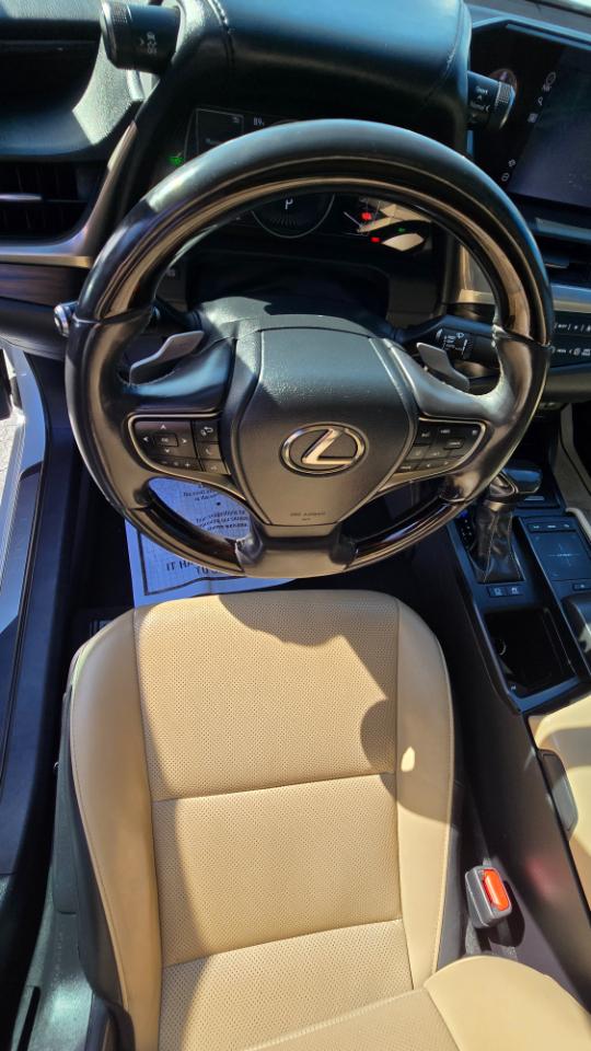 Lexus ES 300h Premium 2020