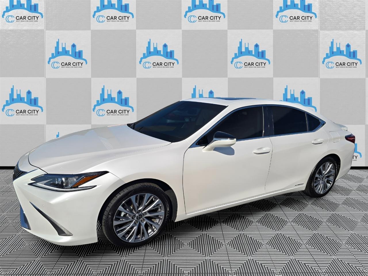 Lexus ES 300h Premium 2020